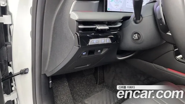 Genesis G80 2025 thumb 12