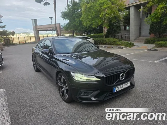 Volvo S60 2019 thumb 5