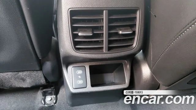 Kia Seltos 2023 thumb 10