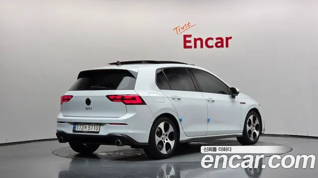 Volkswagen Golf Sportsvan 2022 thumb 8