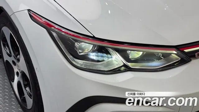 Volkswagen Golf Sportsvan 2022 thumb 6