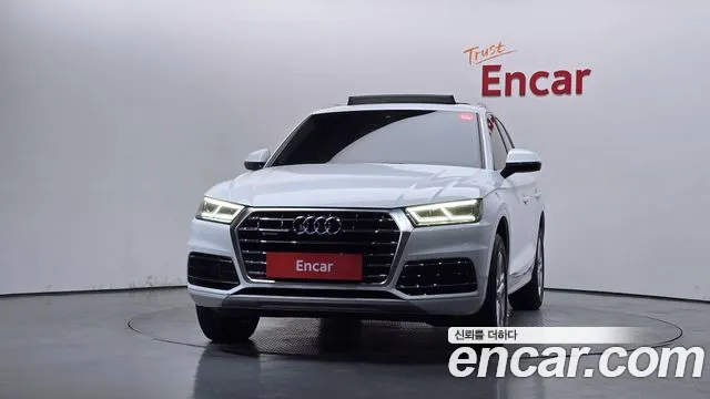 Audi Q5 2020 thumb 3