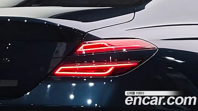 Genesis G70 2021 thumb 5