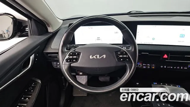 Kia EV6 2022 thumb 12