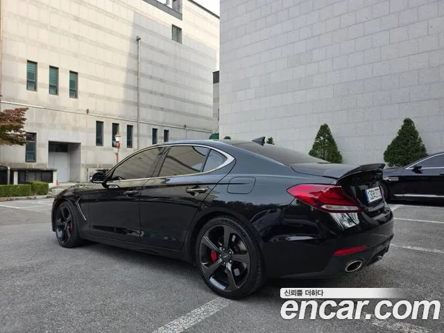 Genesis G70 2020 thumb 6
