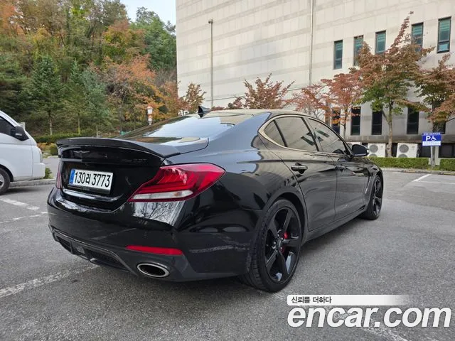 Genesis G70 2020 thumb 2