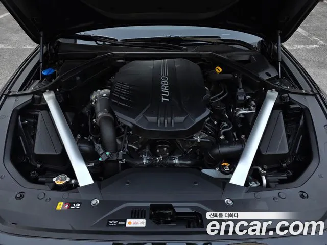 Genesis G70 2020 thumb 10