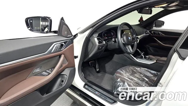 BMW 4 серии 2021 thumb 2
