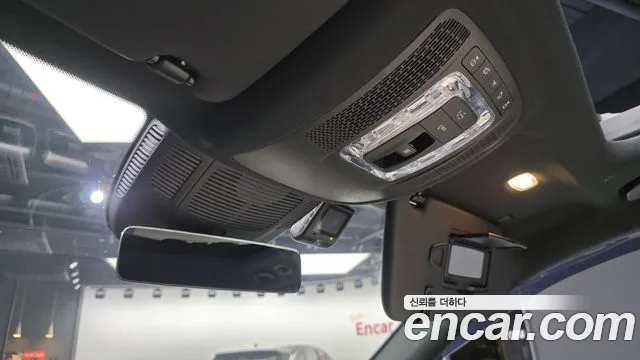 Mercedes-Benz GLS 2023 thumb 6