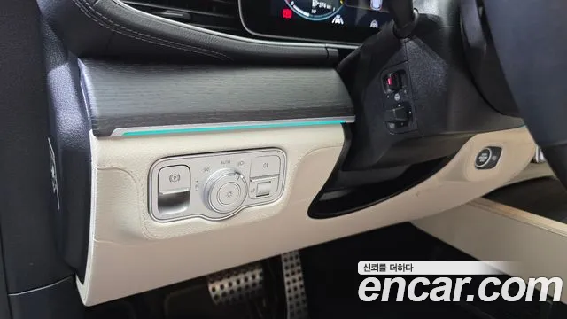 Mercedes-Benz GLS 2023 thumb 8