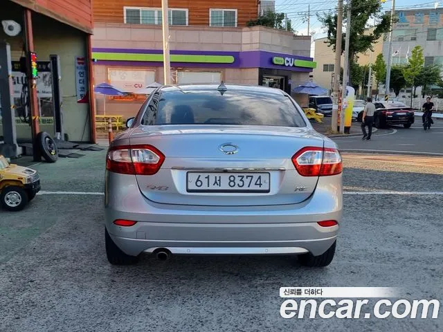 Renault Fluence 2013 thumb 4