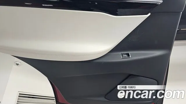 Tesla Model X 2019 thumb 6