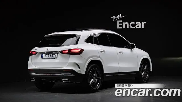 Mercedes-Benz GLA 2026 thumb 6