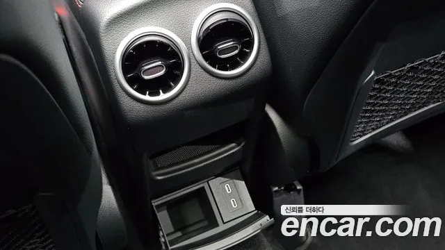 Mercedes-Benz GLA 2026 thumb 12