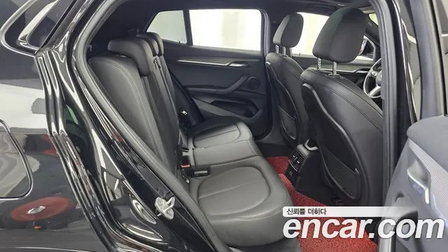 BMW X2 2020 thumb 8