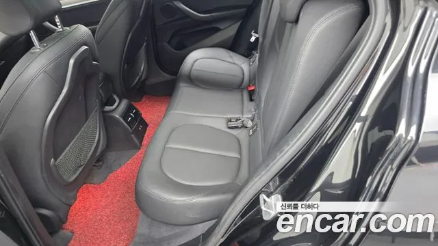 BMW X2 2020 thumb 4