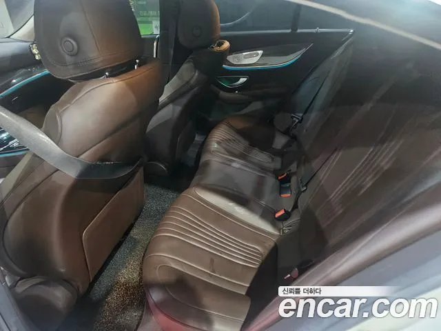 Mercedes-Benz CLS-Class 2020 thumb 4