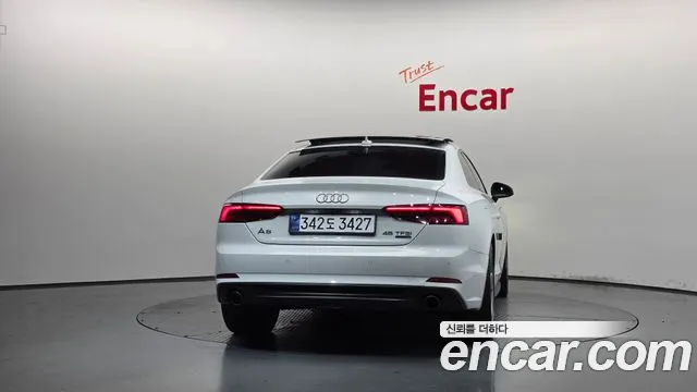 Audi A5 2019 thumb 7