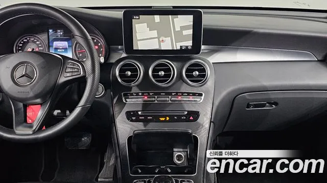 Mercedes-Benz GLC 2019 thumb 12