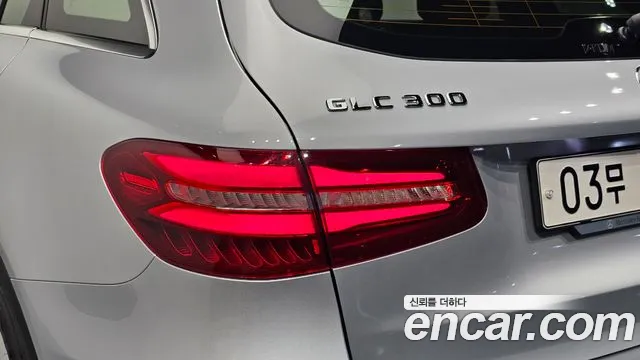 Mercedes-Benz GLC 2019 thumb 6