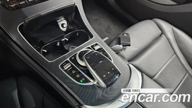 Mercedes-Benz GLC 2019 thumb 4