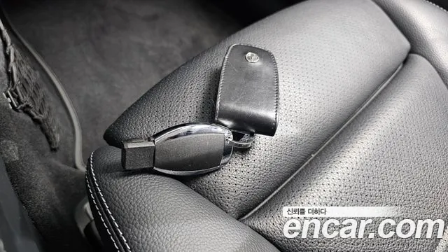 Mercedes-Benz GLC 2019 thumb 11
