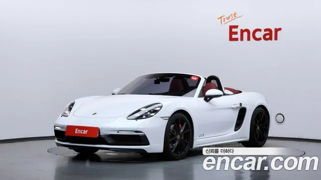 Porsche Cayman 2019 thumb 4