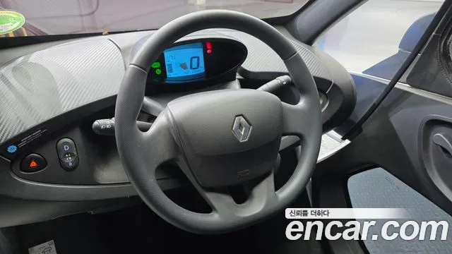 Renault Twizy 2020 thumb 11