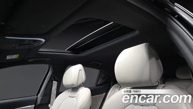 Genesis G70 2021 thumb 3
