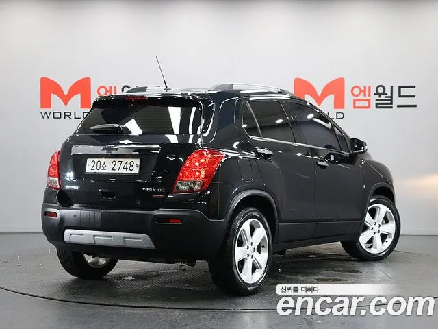 ChevroletGMDaewoo Tracker 2015 thumb 2