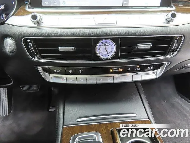 Kia K9 2019 thumb 3
