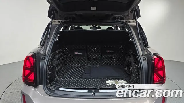 Mini Countryman 2022 thumb 11