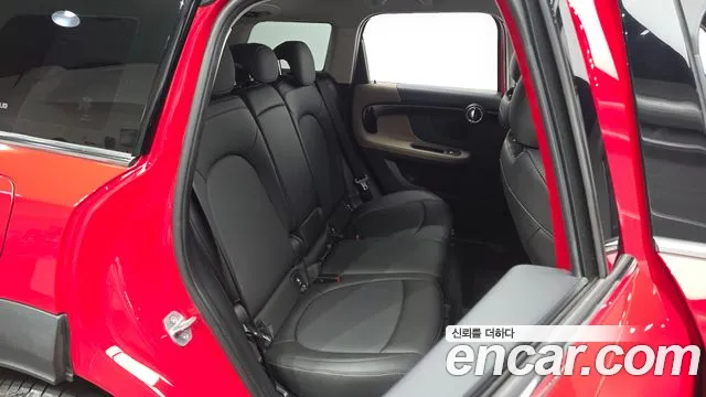 Mini Countryman 2019 thumb 2