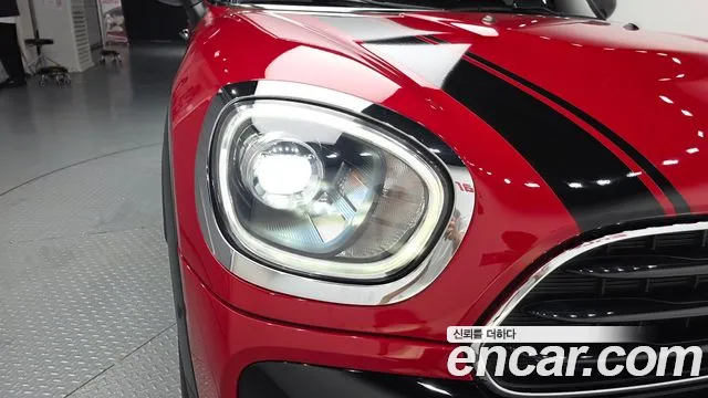 Mini Countryman 2019 thumb 11