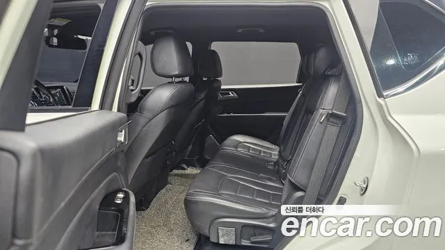 KG_Mobility_Ssangyong Rexton 2019 thumb 7