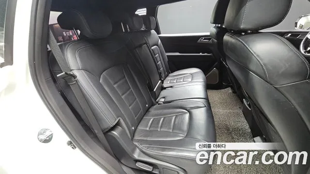 KG_Mobility_Ssangyong Rexton 2019 thumb 8