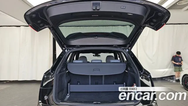 Audi SQ5 2021 thumb 9