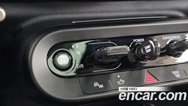 Mini Hatch 2024 thumb 11