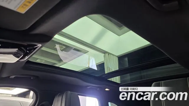 Land Rover Range Rover Velar 2019 thumb 6