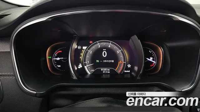 Renault Megane 2020 thumb 10