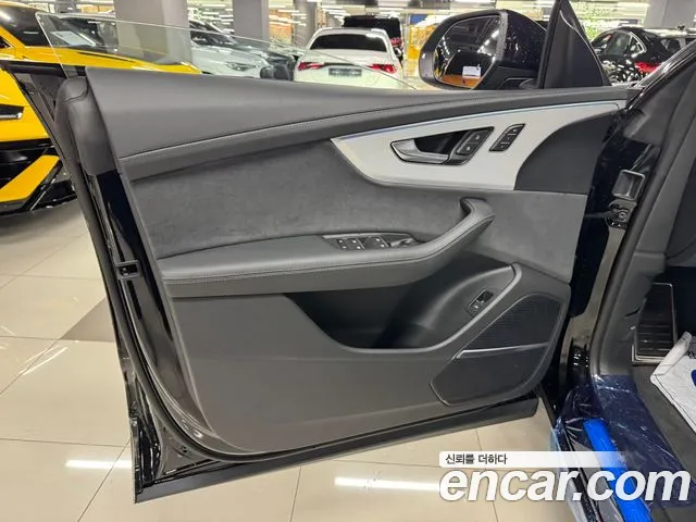 Audi Q8 2026 thumb 2