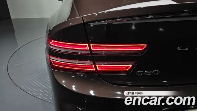 Genesis G80 2024 thumb 9