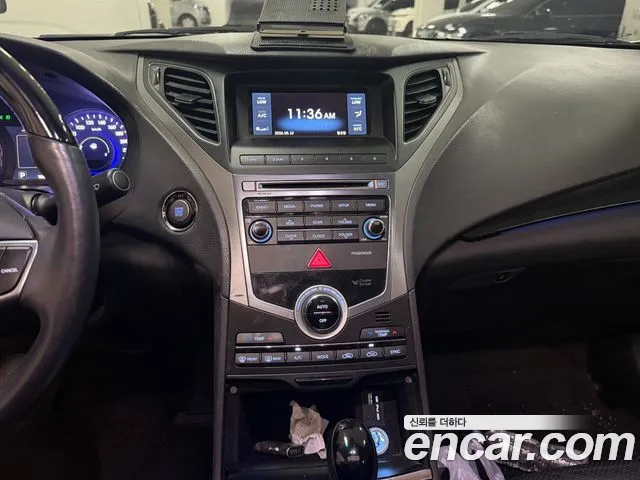 Hyundai Grandeur 2015 thumb 10