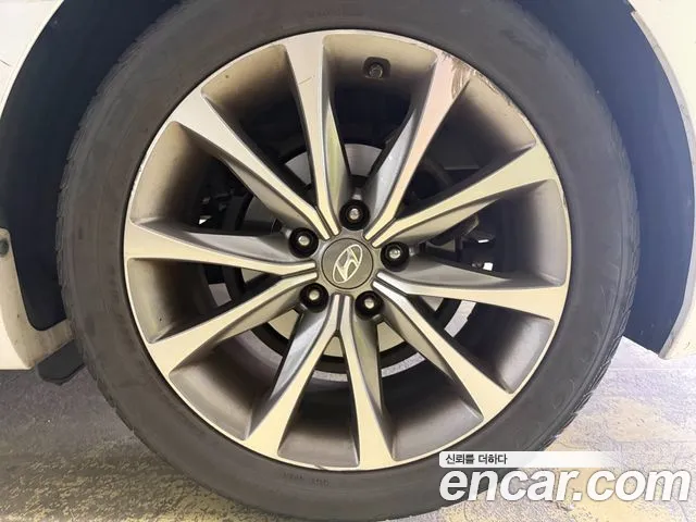 Hyundai Grandeur 2015 thumb 4