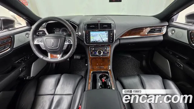 Lincoln Continental 2019 thumb 5