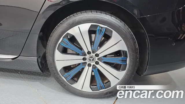 Mercedes-Benz EQS 2022 thumb 3