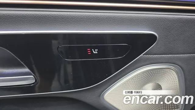 Mercedes-Benz EQS 2022 thumb 11