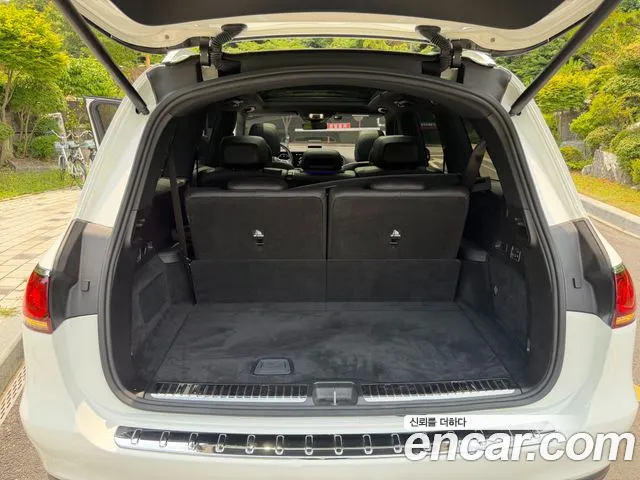 Mercedes-Benz GLS 2022 thumb 10