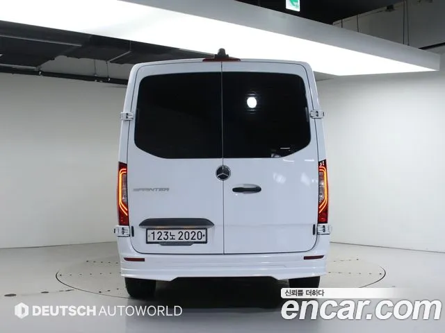 Mercedes-Benz Sprinter 2019 thumb 9