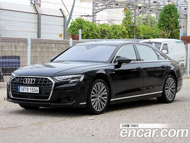 Audi A8 2022 thumb 11